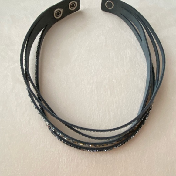 Set. Swarovski crystal wrap bracelet and cuff bracelet. - Picture 4 of 7